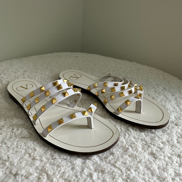 Valentino White and Gold Studded Sandals. Size 38 - Picture 2 of 6